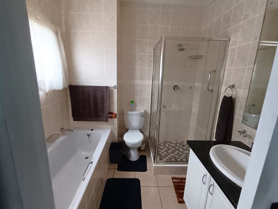 3 Bedroom Property for Sale in Margate KwaZulu-Natal