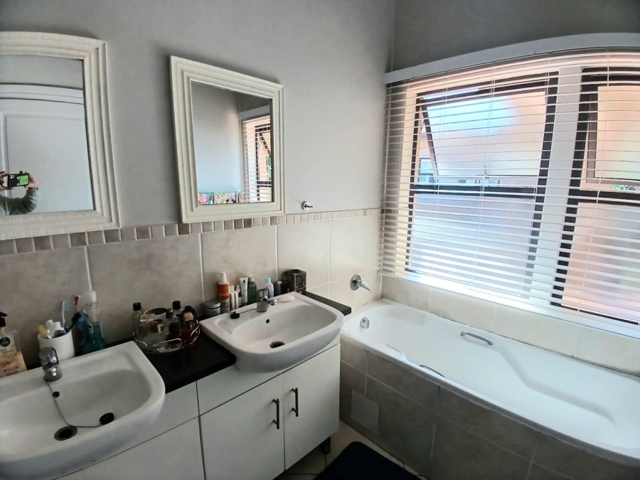 3 Bedroom Property for Sale in Ballito Central KwaZulu-Natal