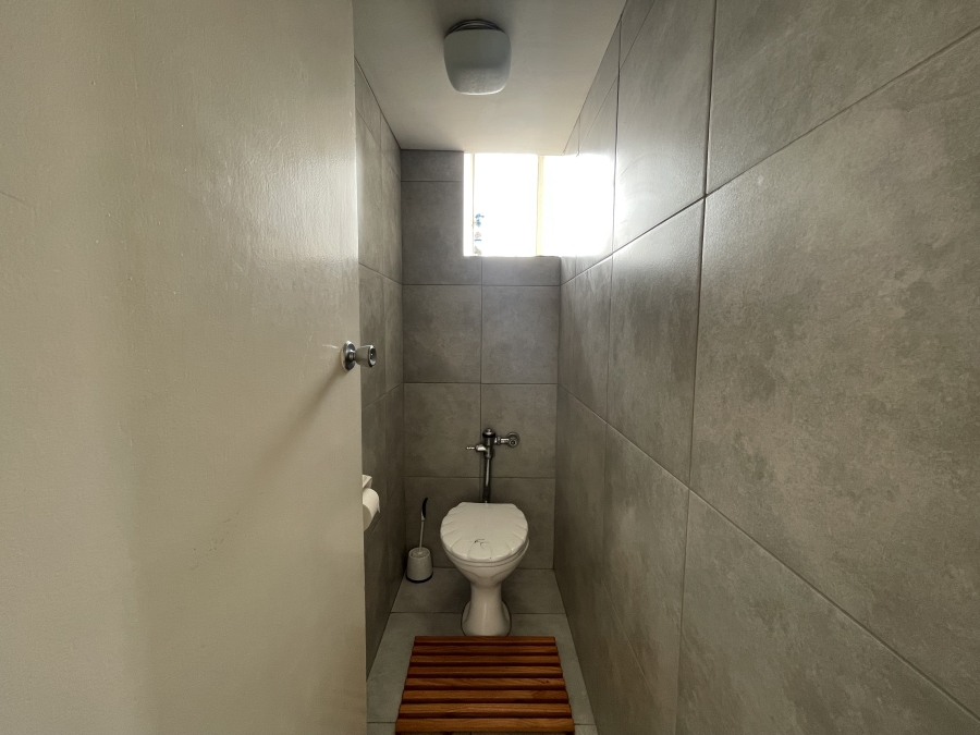2 Bedroom Property for Sale in Scottsville KwaZulu-Natal