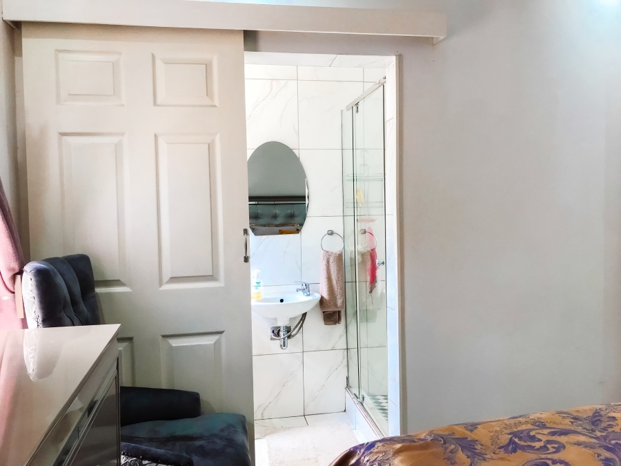 2 Bedroom Property for Sale in Prestbury KwaZulu-Natal