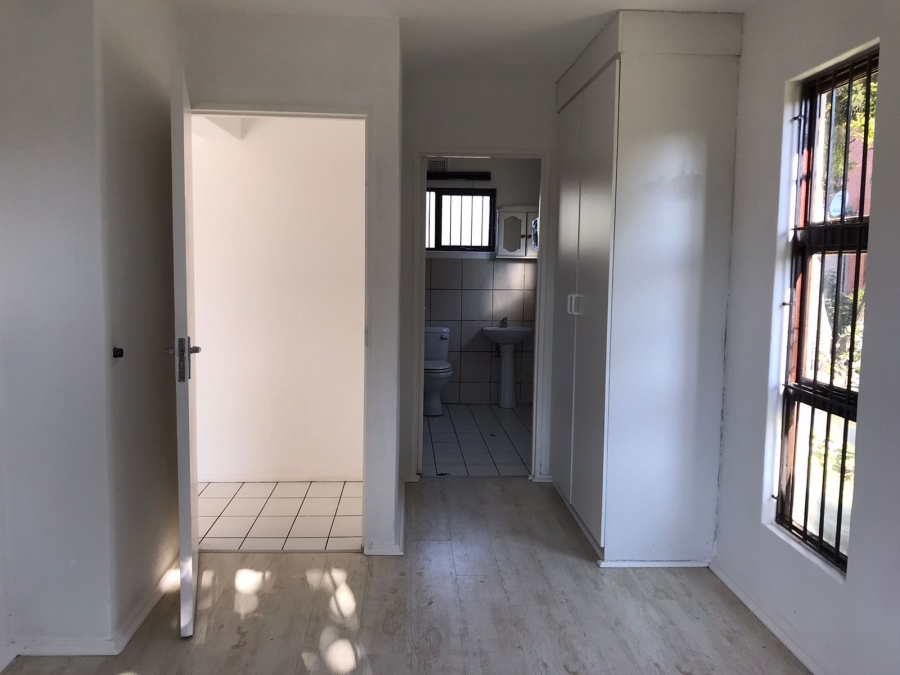 1 Bedroom Property for Sale in Pelham KwaZulu-Natal