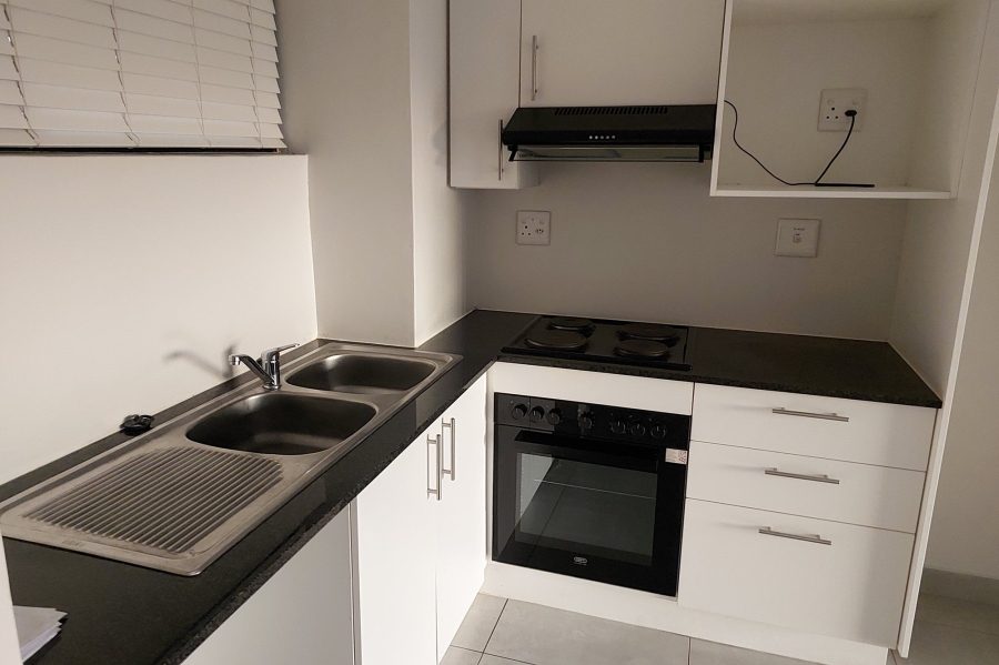 To Let 2 Bedroom Property for Rent in Lincoln Meade KwaZulu-Natal