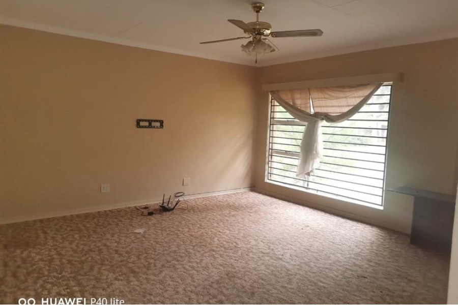4 Bedroom Property for Sale in Signal Hill KwaZulu-Natal
