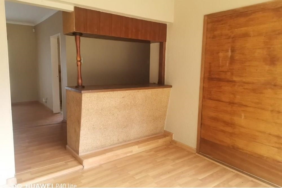 4 Bedroom Property for Sale in Signal Hill KwaZulu-Natal