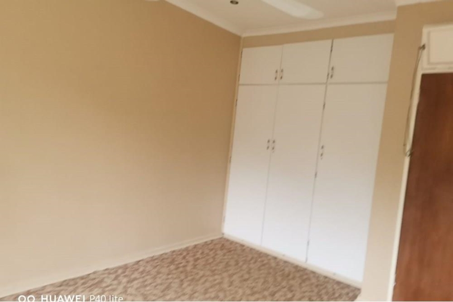4 Bedroom Property for Sale in Signal Hill KwaZulu-Natal