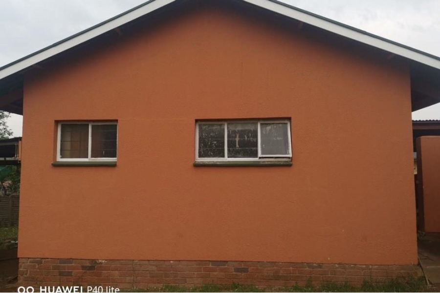 4 Bedroom Property for Sale in Signal Hill KwaZulu-Natal