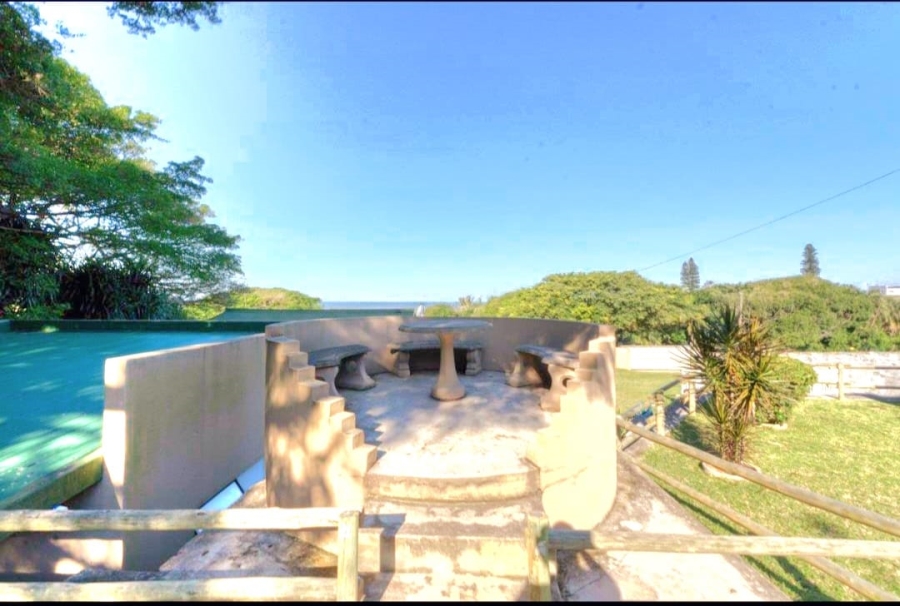 7 Bedroom Property for Sale in Tugela Mouth KwaZulu-Natal