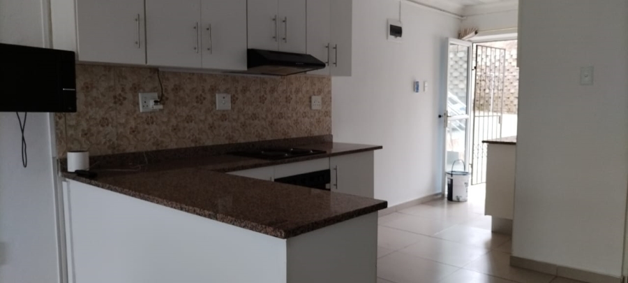 2 Bedroom Property for Sale in Sea Cow Lake KwaZulu-Natal