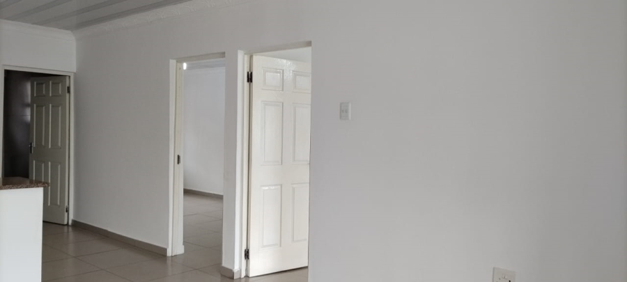 2 Bedroom Property for Sale in Sea Cow Lake KwaZulu-Natal
