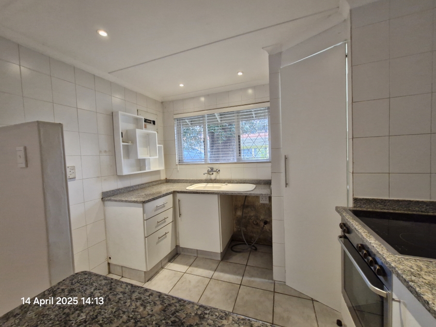 To Let 2 Bedroom Property for Rent in Cowies Hill Park KwaZulu-Natal