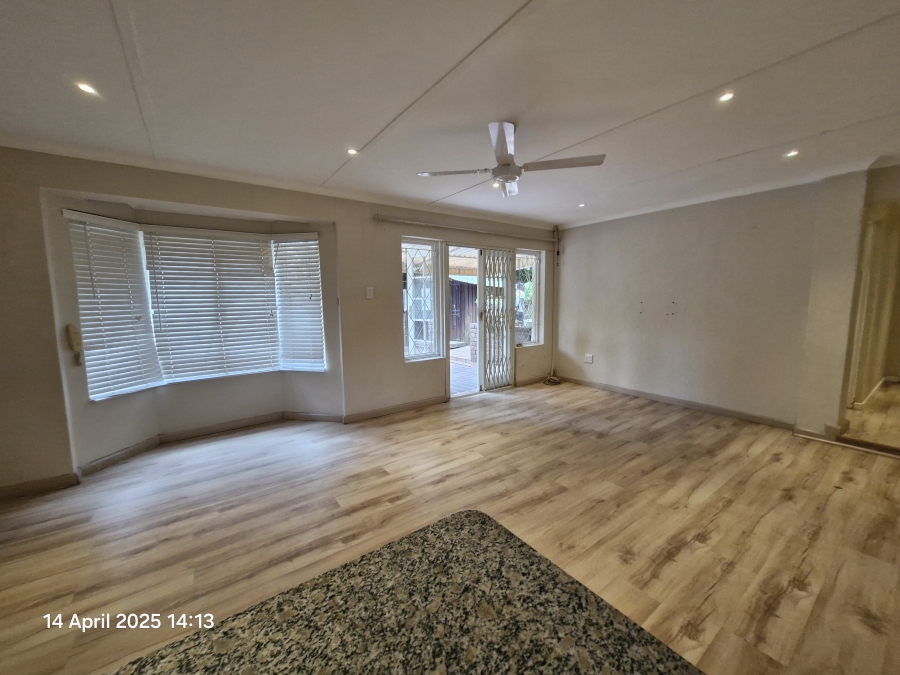 To Let 2 Bedroom Property for Rent in Cowies Hill Park KwaZulu-Natal