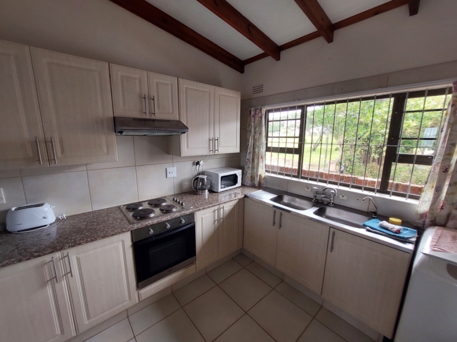 2 Bedroom Property for Sale in Lawrence Rocks KwaZulu-Natal
