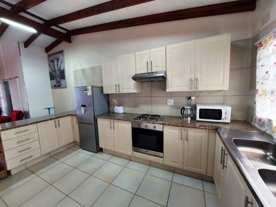 2 Bedroom Property for Sale in Lawrence Rocks KwaZulu-Natal