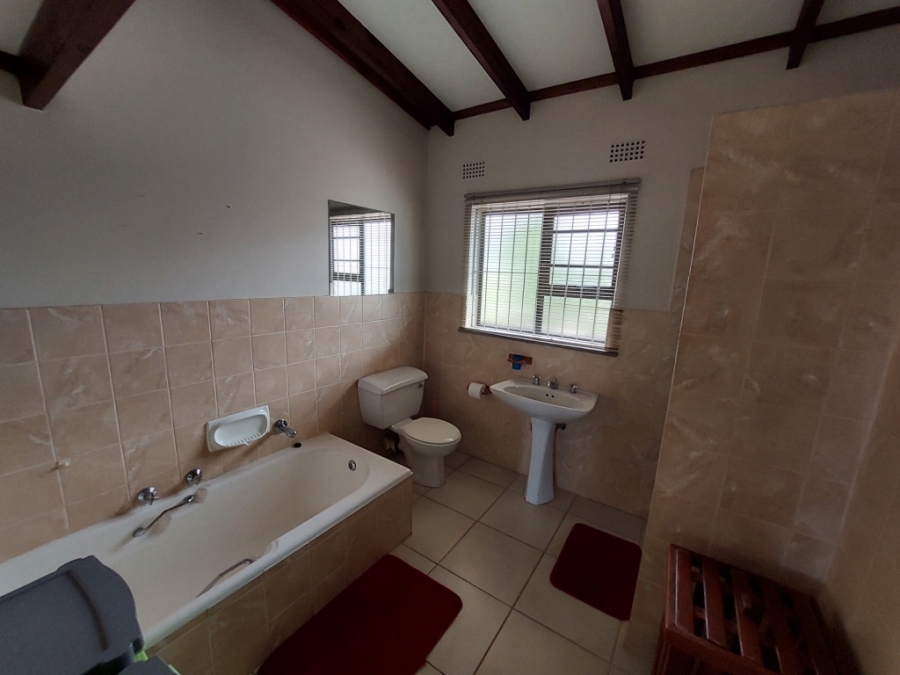 2 Bedroom Property for Sale in Lawrence Rocks KwaZulu-Natal
