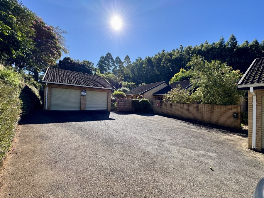 2 Bedroom Property for Sale in Montrose KwaZulu-Natal