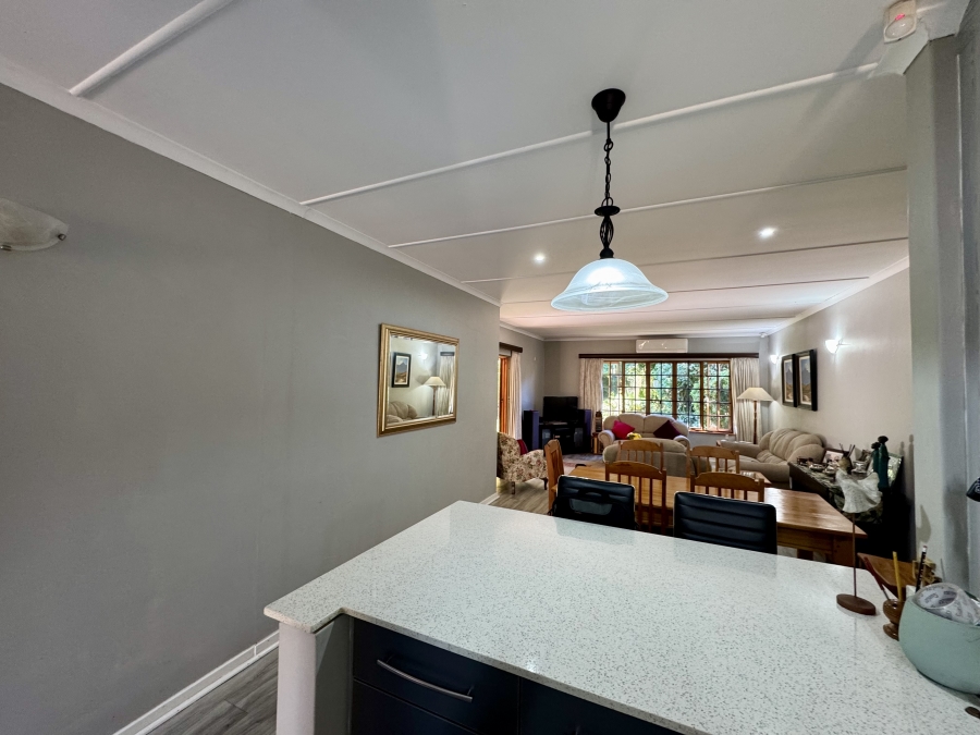 2 Bedroom Property for Sale in Montrose KwaZulu-Natal