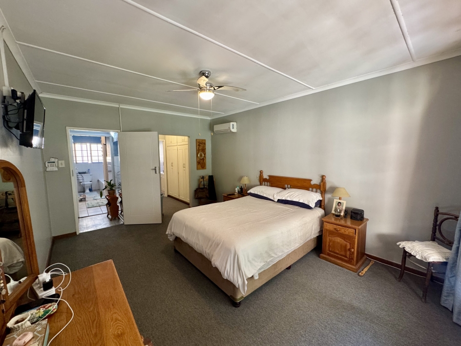2 Bedroom Property for Sale in Montrose KwaZulu-Natal