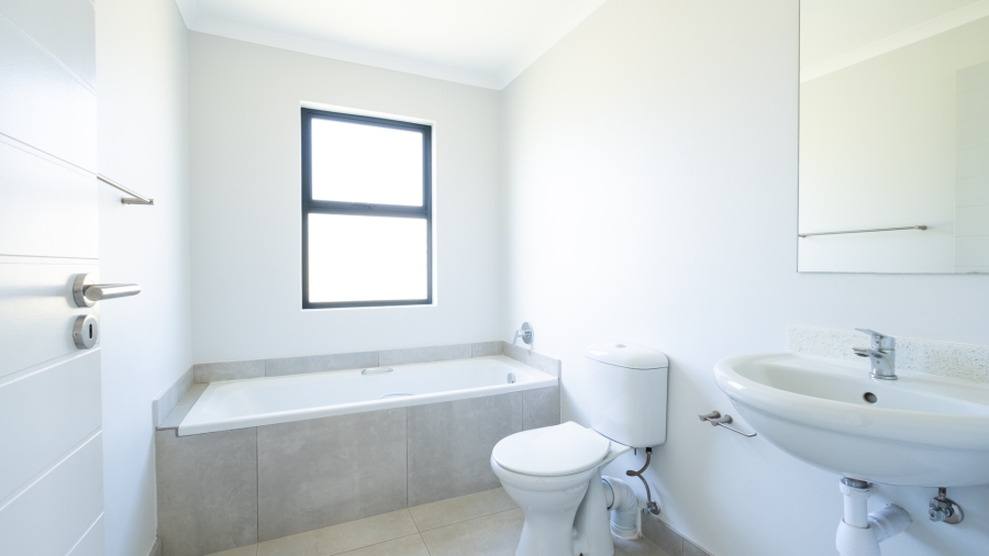 3 Bedroom Property for Sale in Lincoln Meade KwaZulu-Natal
