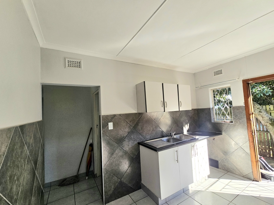 To Let 3 Bedroom Property for Rent in Mount Vernon KwaZulu-Natal