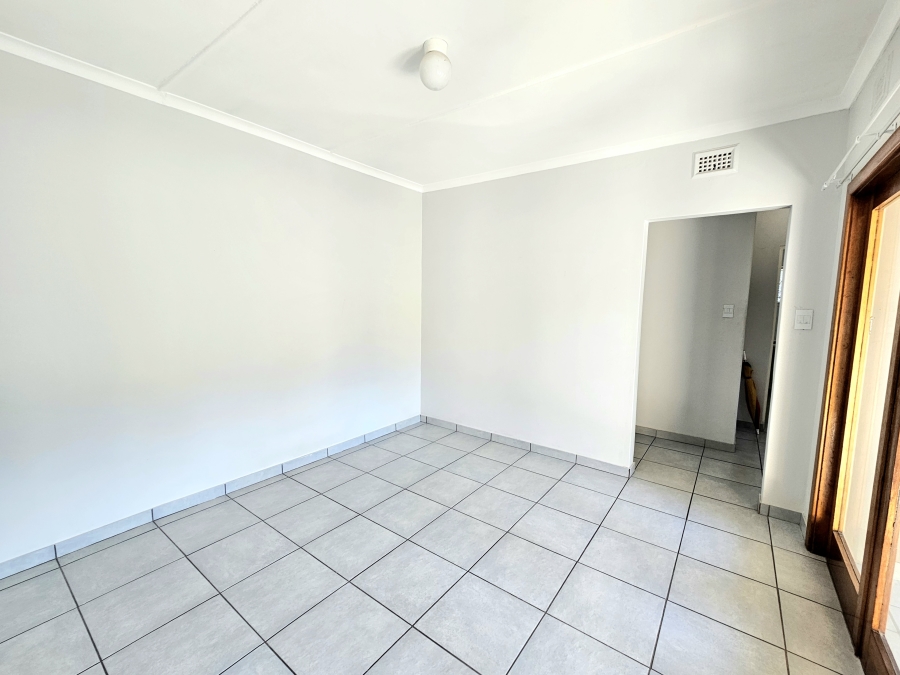 To Let 3 Bedroom Property for Rent in Mount Vernon KwaZulu-Natal