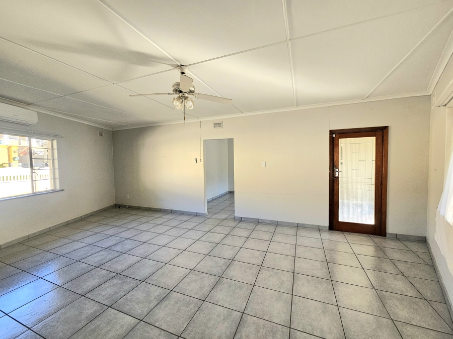 To Let 3 Bedroom Property for Rent in Mount Vernon KwaZulu-Natal