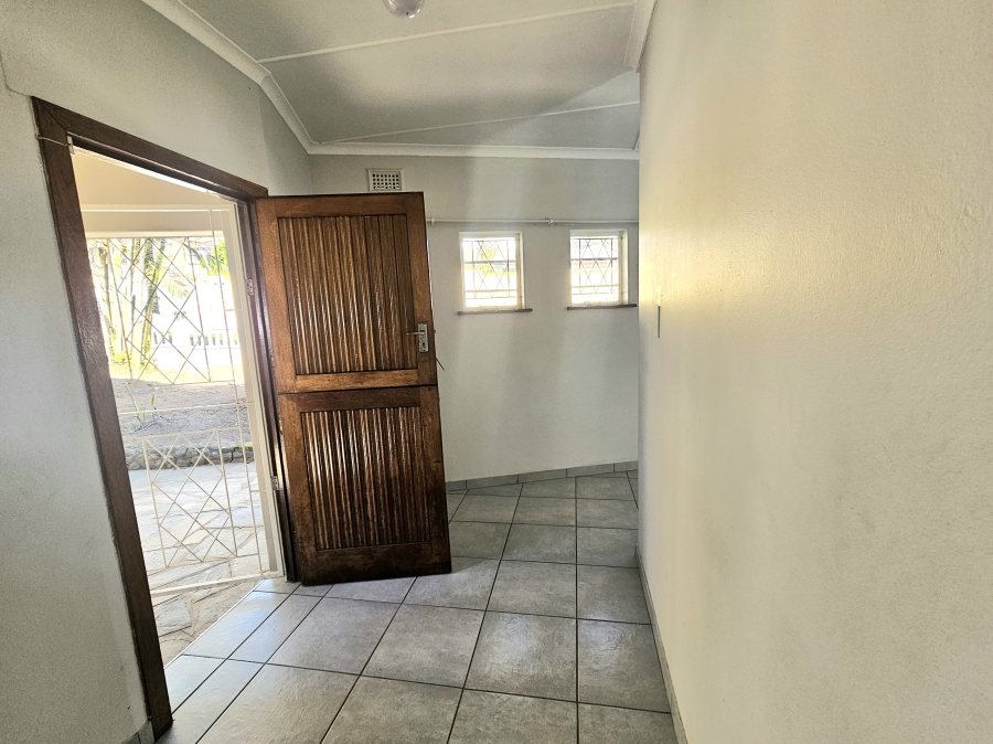 To Let 3 Bedroom Property for Rent in Mount Vernon KwaZulu-Natal