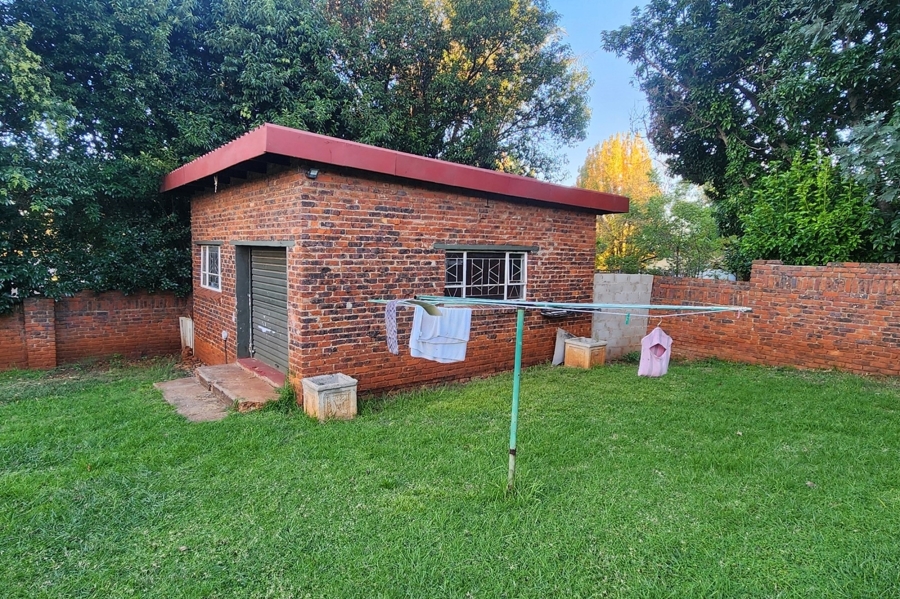 4 Bedroom Property for Sale in Sunnyridge KwaZulu-Natal