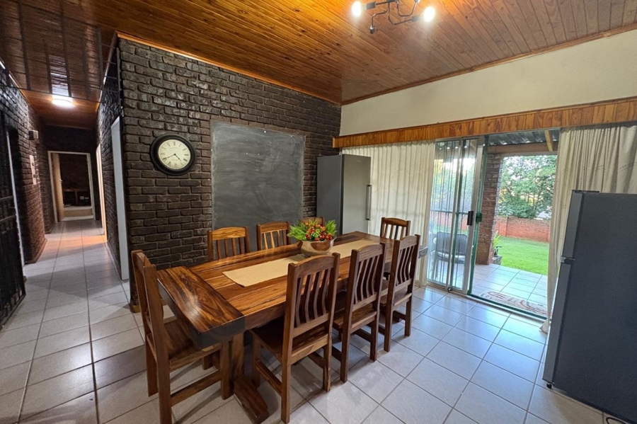 4 Bedroom Property for Sale in Sunnyridge KwaZulu-Natal