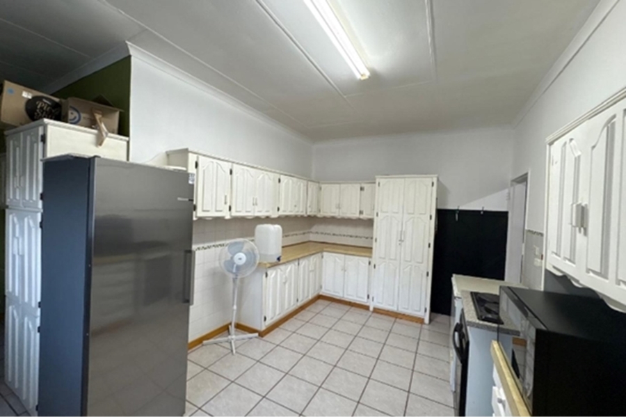4 Bedroom Property for Sale in Sunnyridge KwaZulu-Natal