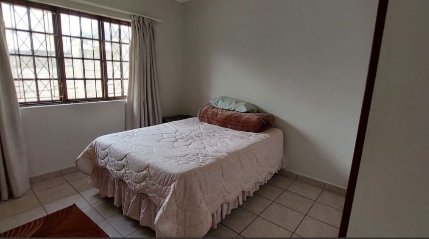 2 Bedroom Property for Sale in Manaba Beach KwaZulu-Natal