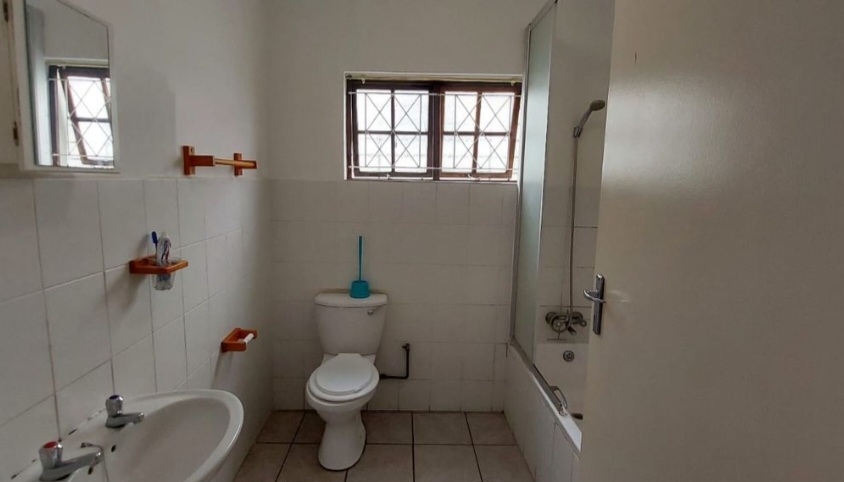 2 Bedroom Property for Sale in Manaba Beach KwaZulu-Natal