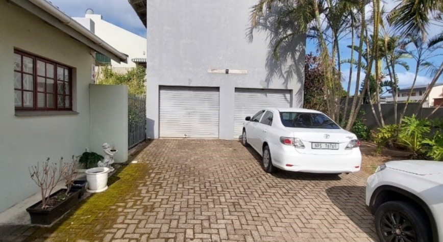 2 Bedroom Property for Sale in Manaba Beach KwaZulu-Natal