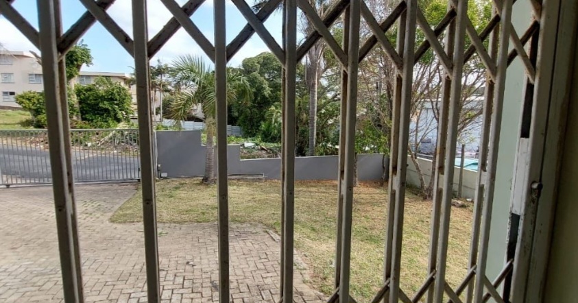 2 Bedroom Property for Sale in Manaba Beach KwaZulu-Natal