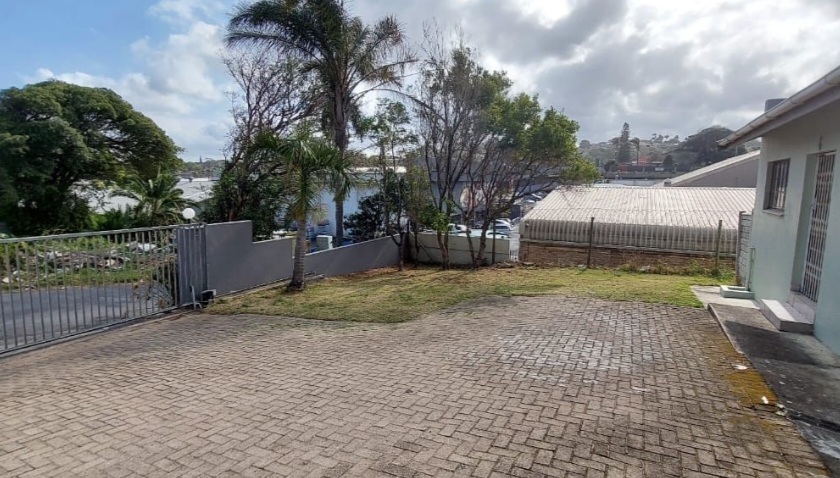 2 Bedroom Property for Sale in Manaba Beach KwaZulu-Natal