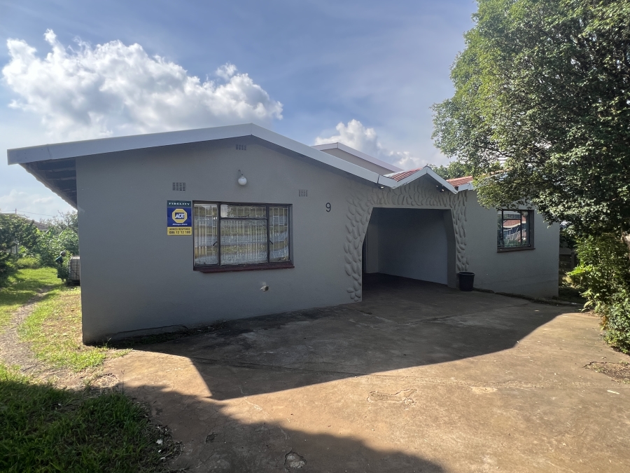 5 Bedroom Property for Sale in Howick West KwaZulu-Natal