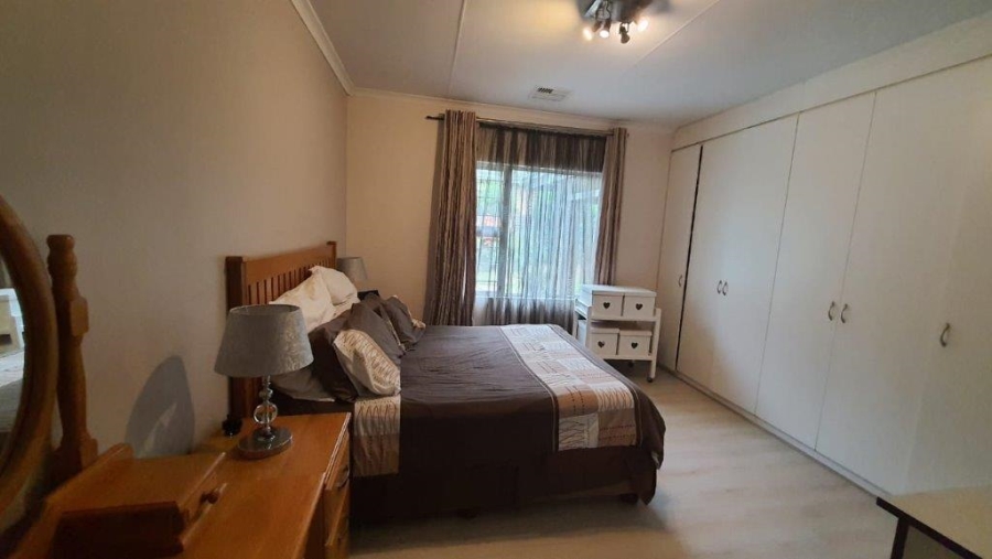 To Let 3 Bedroom Property for Rent in Somerset Park KwaZulu-Natal