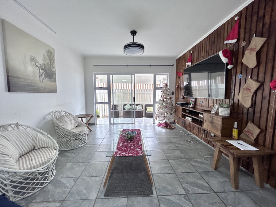 To Let 3 Bedroom Property for Rent in Ballito Central KwaZulu-Natal