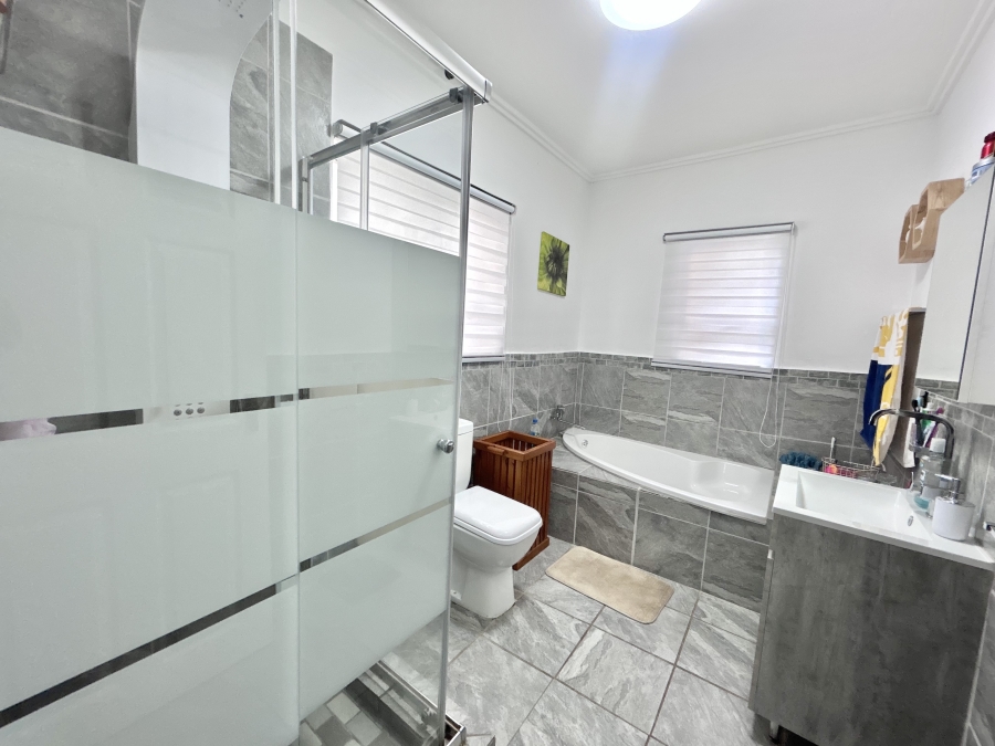 To Let 3 Bedroom Property for Rent in Ballito Central KwaZulu-Natal