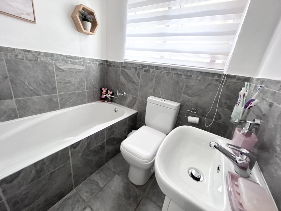 To Let 3 Bedroom Property for Rent in Ballito Central KwaZulu-Natal