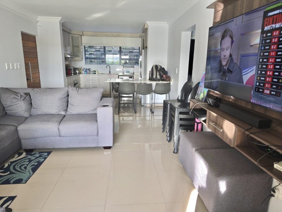 To Let 2 Bedroom Property for Rent in Palm Lakes Estate KwaZulu-Natal