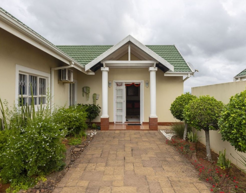 4 Bedroom Property for Sale in Mount Edgecombe KwaZulu-Natal