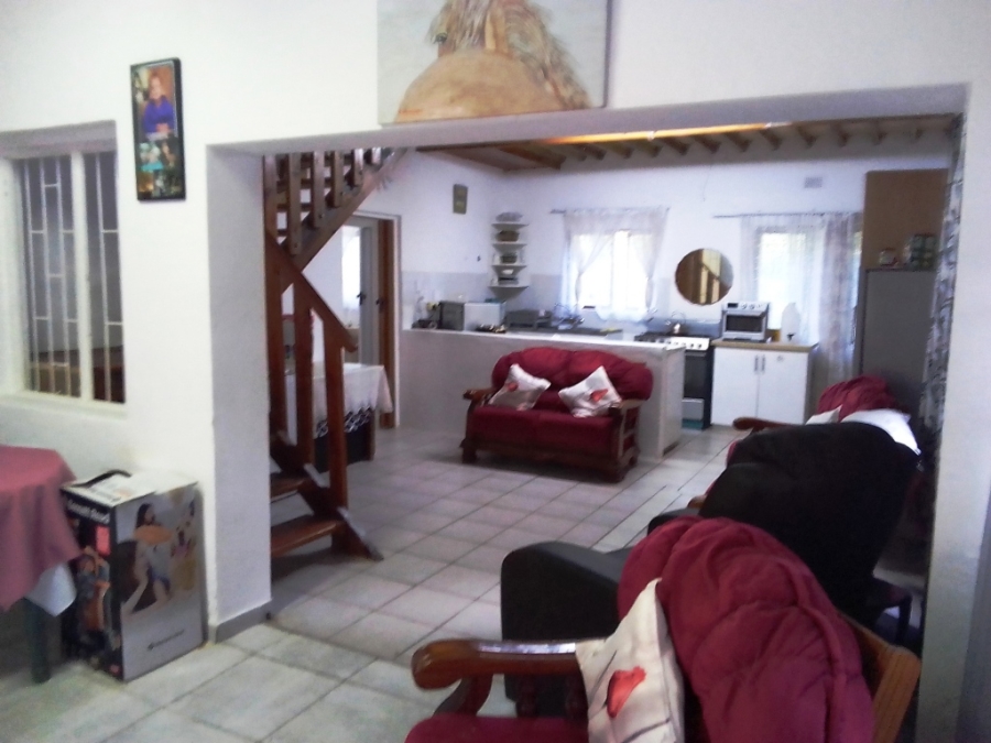 3 Bedroom Property for Sale in Umtentweni KwaZulu-Natal