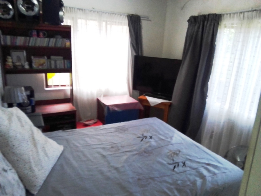 3 Bedroom Property for Sale in Umtentweni KwaZulu-Natal