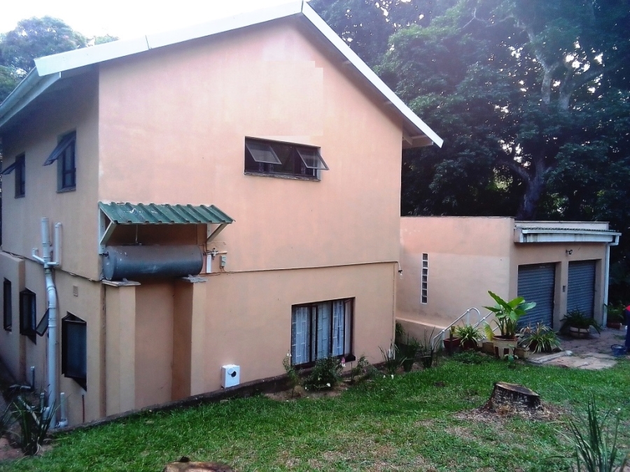 3 Bedroom Property for Sale in Umtentweni KwaZulu-Natal