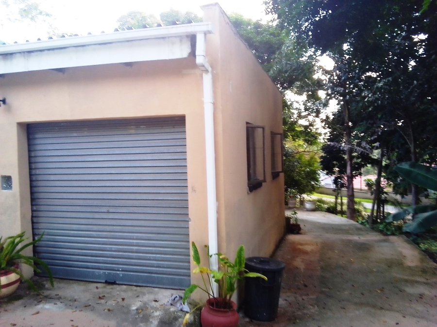 3 Bedroom Property for Sale in Umtentweni KwaZulu-Natal