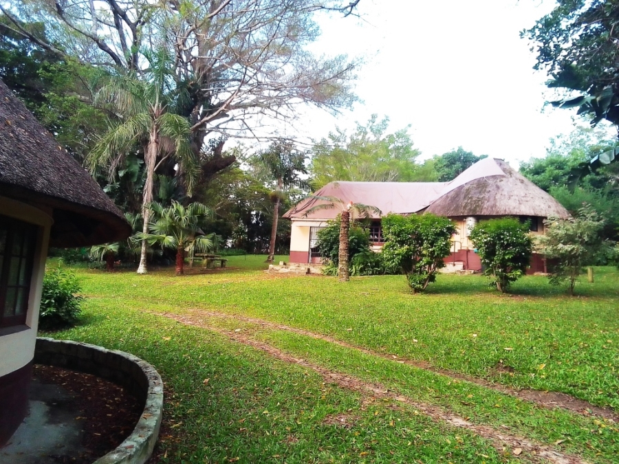 3 Bedroom Property for Sale in Umtentweni KwaZulu-Natal