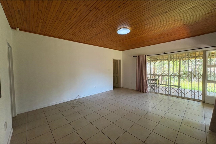 4 Bedroom Property for Sale in Aviary Hill KwaZulu-Natal