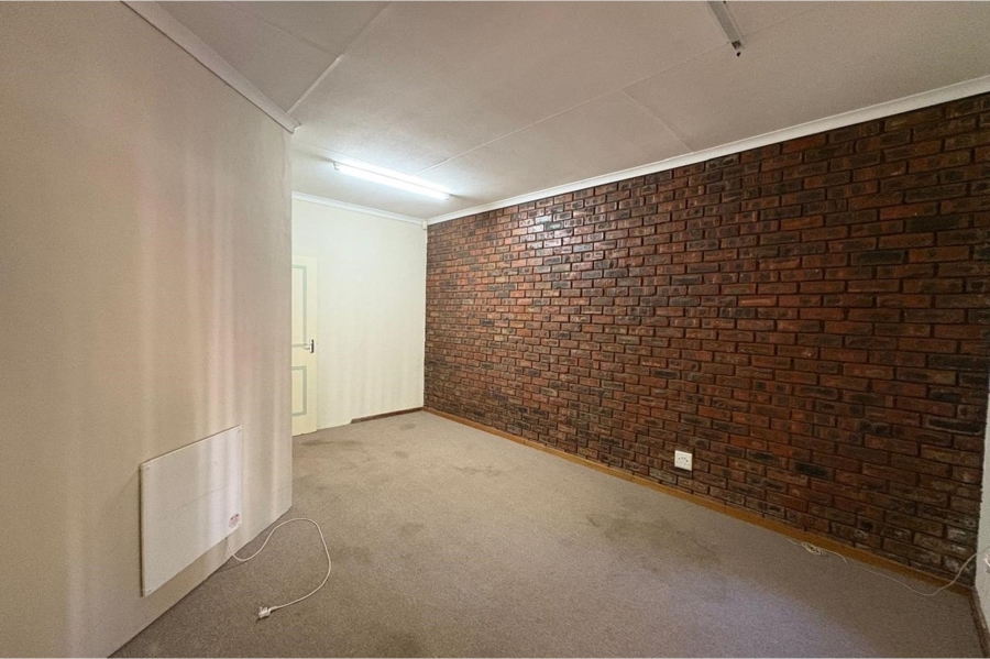 4 Bedroom Property for Sale in Aviary Hill KwaZulu-Natal