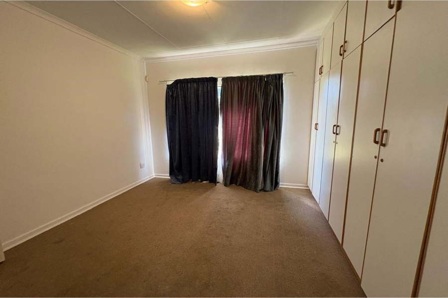 4 Bedroom Property for Sale in Aviary Hill KwaZulu-Natal