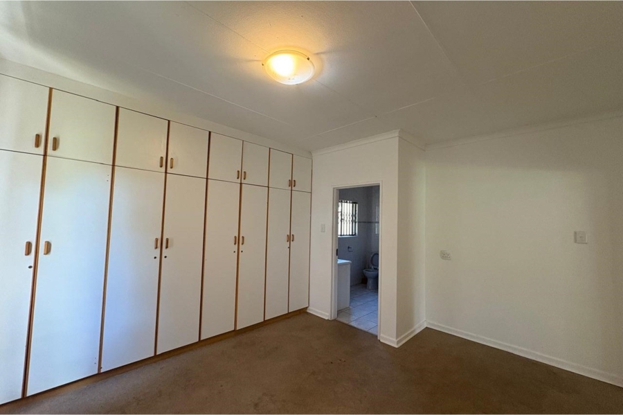 4 Bedroom Property for Sale in Aviary Hill KwaZulu-Natal